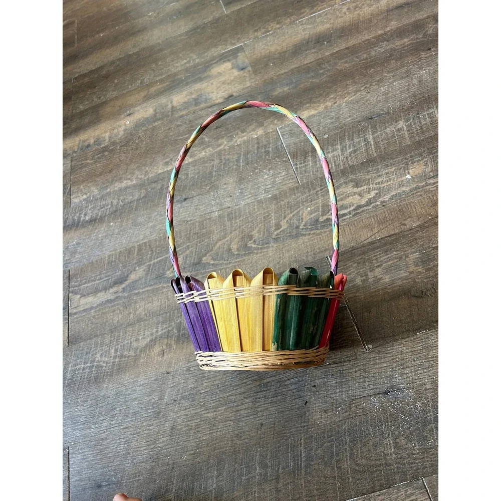 N/A handcrafted woven